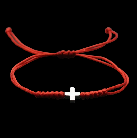 Гривна Червен Конец С Елемент Кръст 7